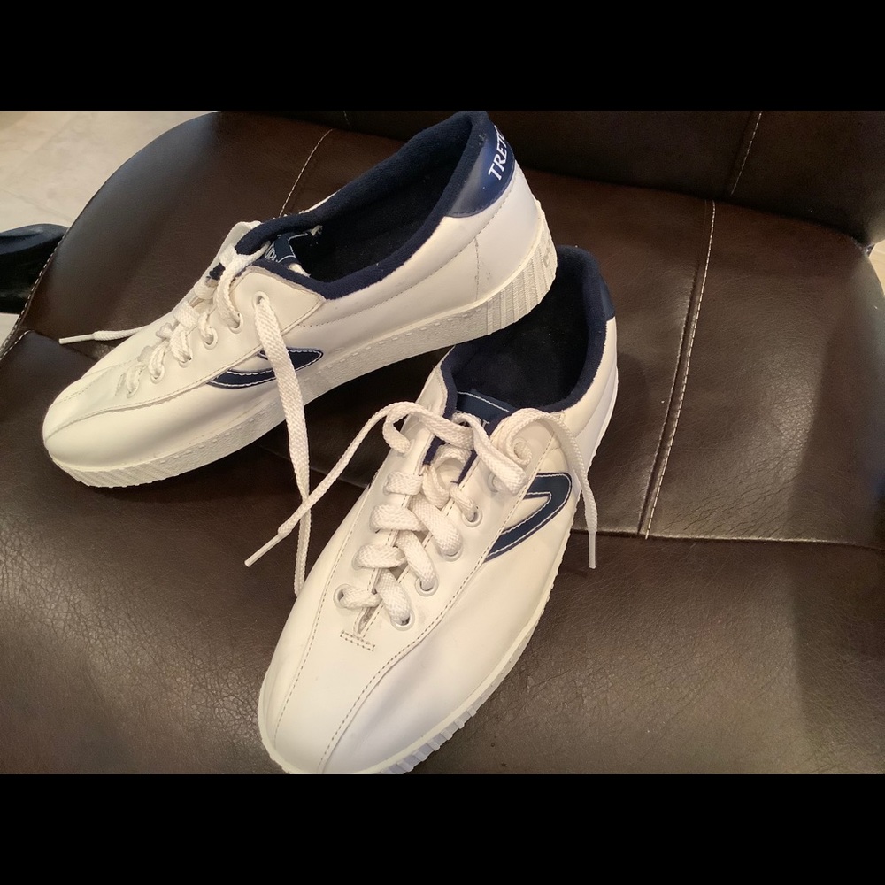 Tennis shoes leather